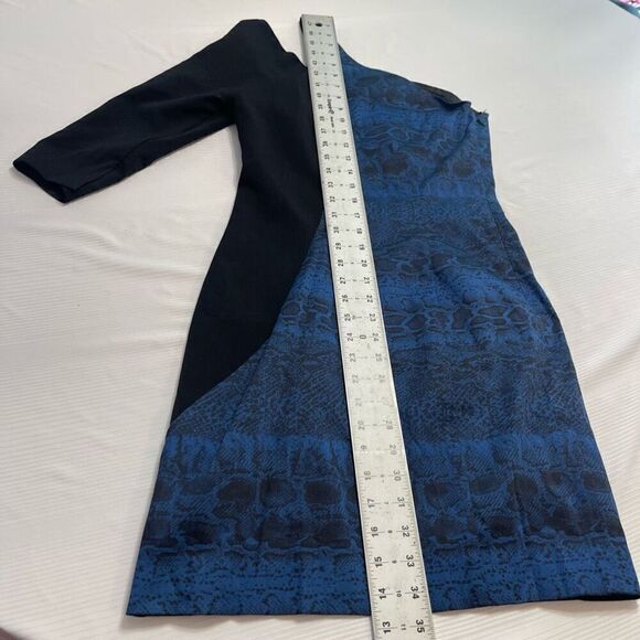NWT Black Halo Revolve Blue Black Snake Print Dress Size Small New - Picture 7 of 7